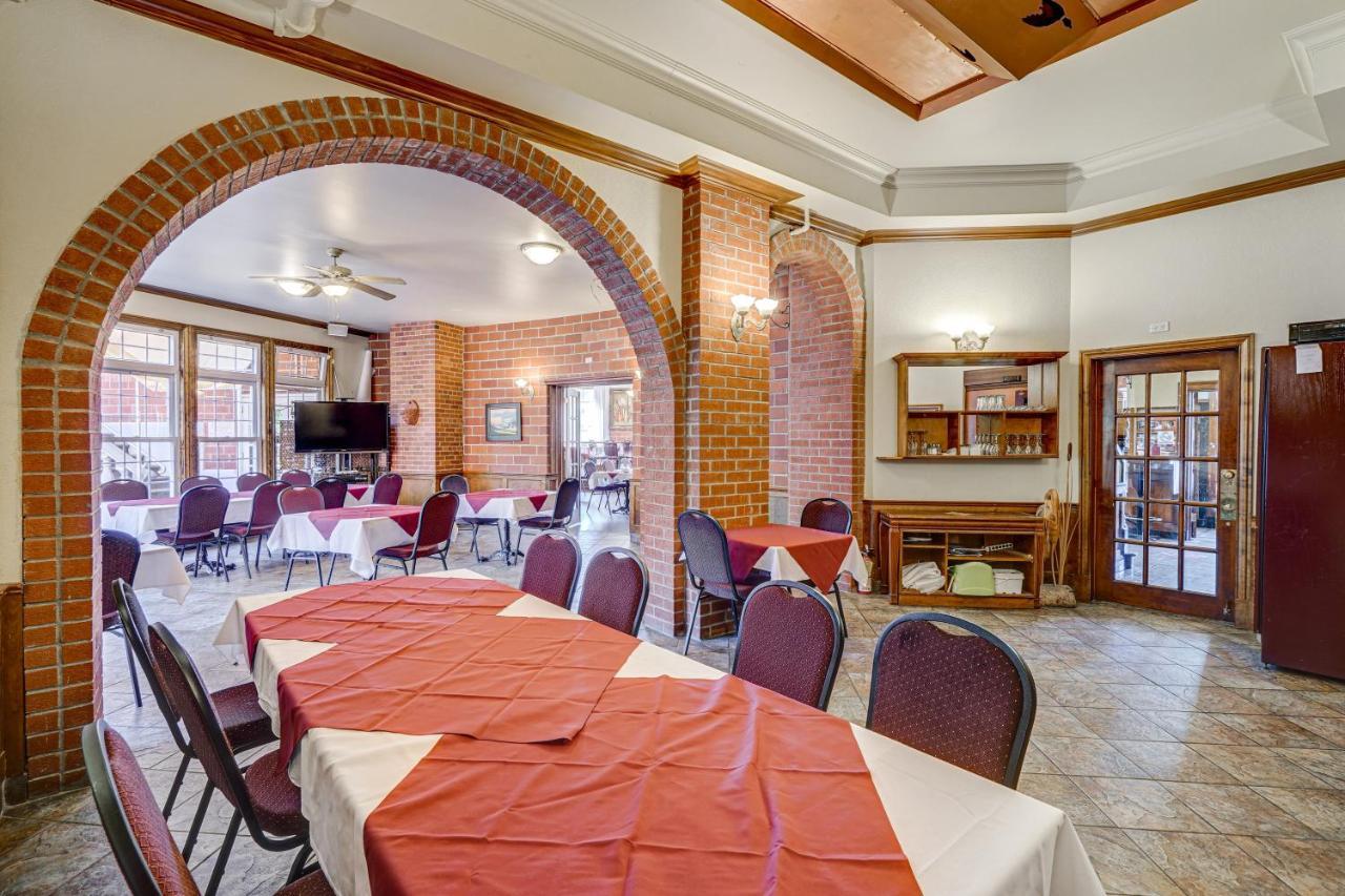Le Grand Hotel Baie-Comeau